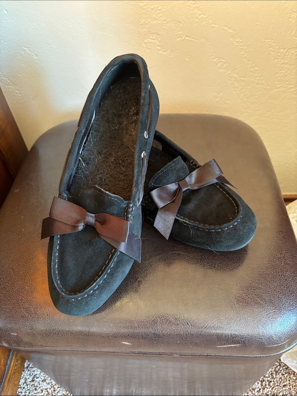Vionic Black Alice Suede Bow Loafers Mocassins 7